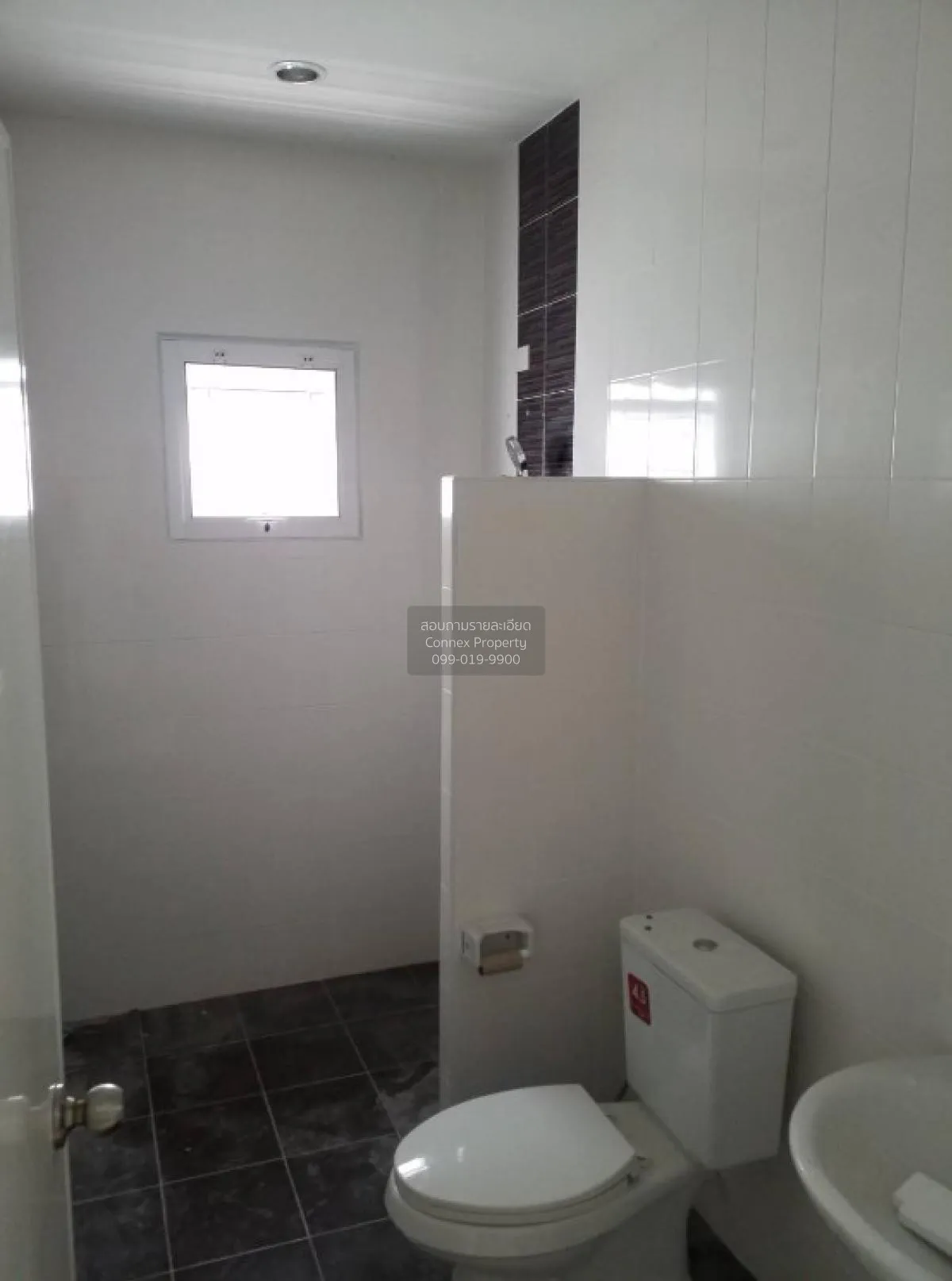 ขายทาวน์เฮ้าส์/ทาวน์โฮม  ประภัสสร วิลล์ อมตะนคร-หนองตำลึง หนองตำล