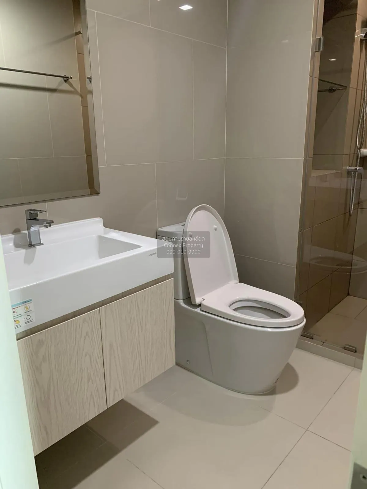 For Rent Condo , Rich Park Triple Station , ARL-Hua Mak , Suan Lu