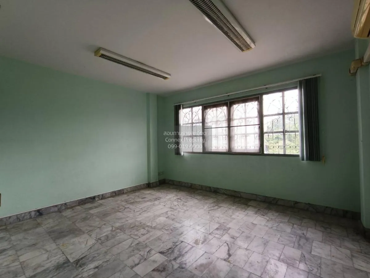 ขายทาวน์เฮ้าส์/ทาวน์โฮม  บ้านบุษราคัมริมน้ำ อรุณอมรินทร์ เขต บางก