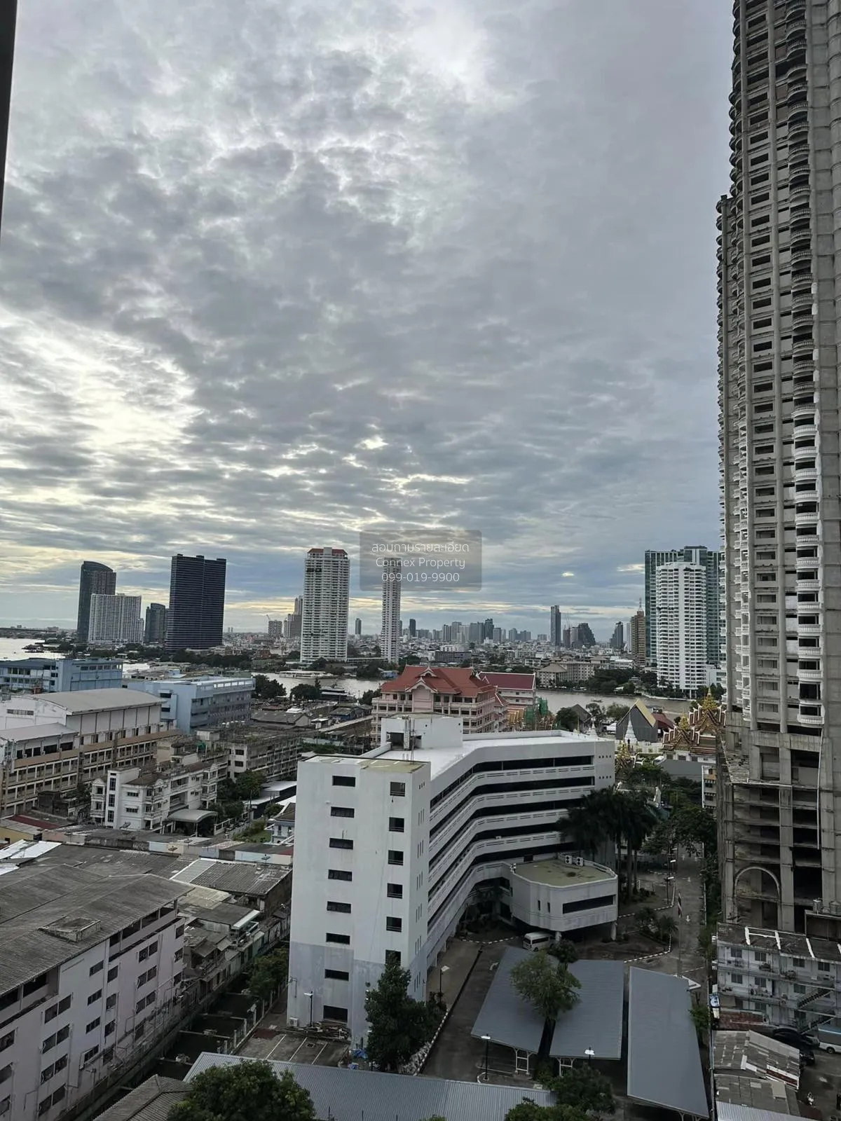 เช่าคอนโด  ริทึ่ม สาทร BTS-สะพานตากสิน ทุ่งมหาเมฆ เขต สาทร กรุงเท
