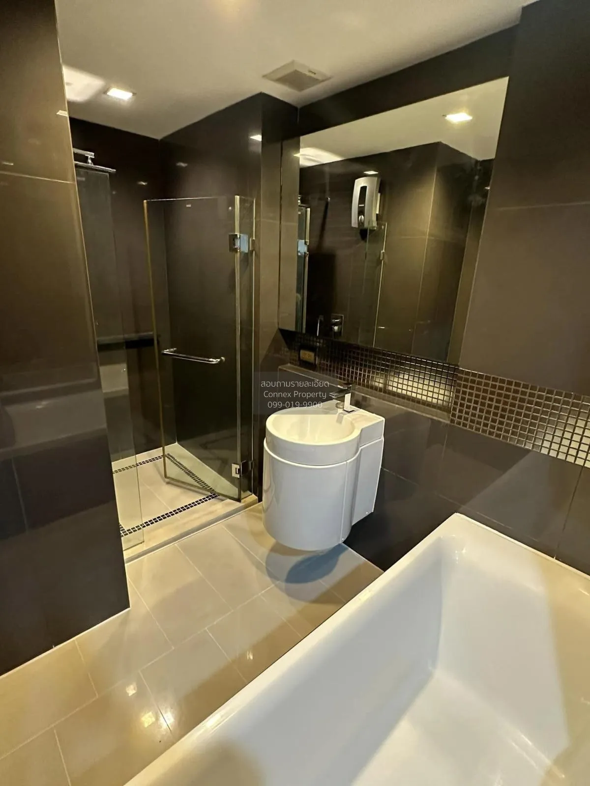 เช่าคอนโด  ริทึ่ม สาทร BTS-สะพานตากสิน ทุ่งมหาเมฆ เขต สาทร กรุงเท