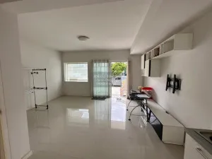 ขายทาวน์เฮ้าส์/ทาวน์โฮม  วิลเลจจิโอ บางนา บางเสาธง บางเสาธง สมุทรปราการ CX-85891