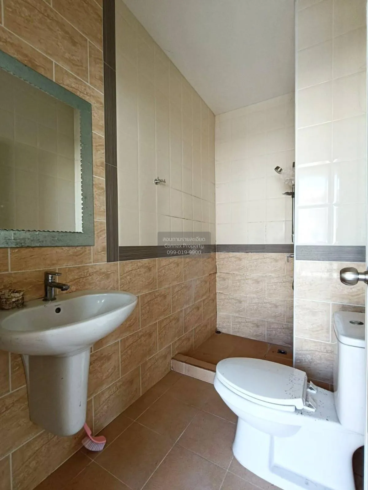 ขายทาวน์เฮ้าส์/ทาวน์โฮม  โกลเด้น ทาวน์ พระราม 2 พันท้ายนรสิงห์ เม