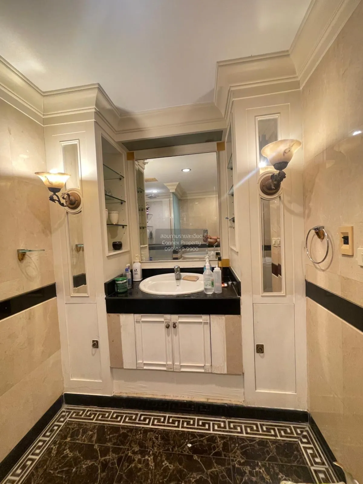 For Rent Condo , Las Colinas , high floor , MRT-Sukhumvit , Khlon