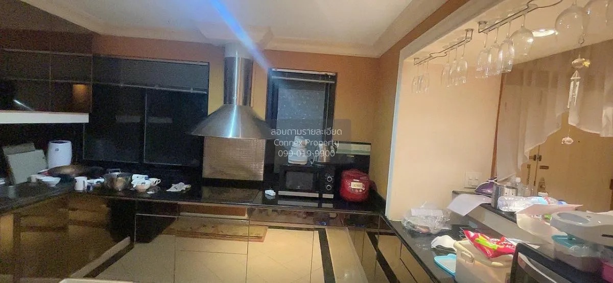 For Rent Condo , Las Colinas , high floor , MRT-Sukhumvit , Khlon