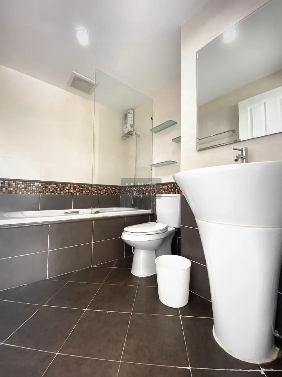 เช่าคอนโด  เดอะ วอเตอร์ฟอร์ด สุขุมวิท 50 BTS-พระโขนง พระโขนง เขต 