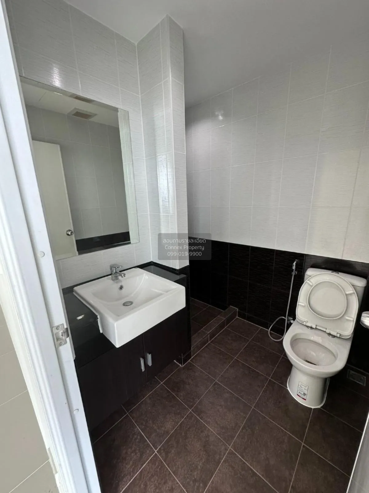 เช่าคอนโด  อัสสกาญจน์ เพลส ศรีนครินทร์ มีนบุรี เขต มีนบุรี กรุงเท