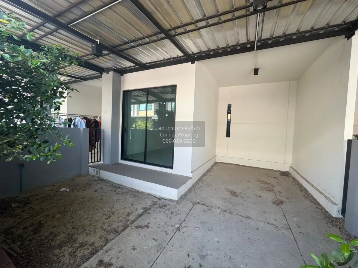 ขายทาวน์เฮ้าส์/ทาวน์โฮม  เอสเกต กรุงเทพฯ-ปทุมธานี บางเดื่อ เมืองป