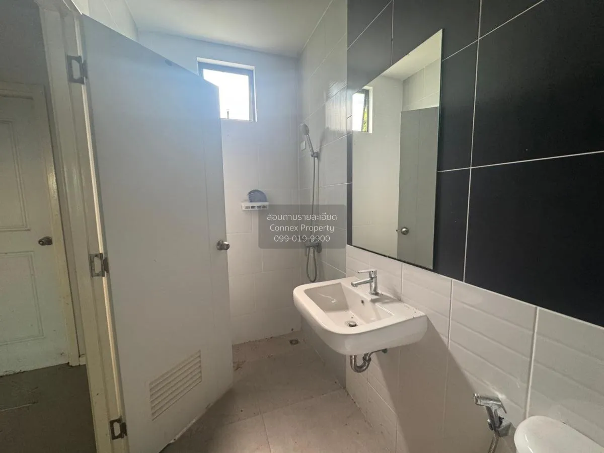 ขายทาวน์เฮ้าส์/ทาวน์โฮม  เอสเกต กรุงเทพฯ-ปทุมธานี บางเดื่อ เมืองป