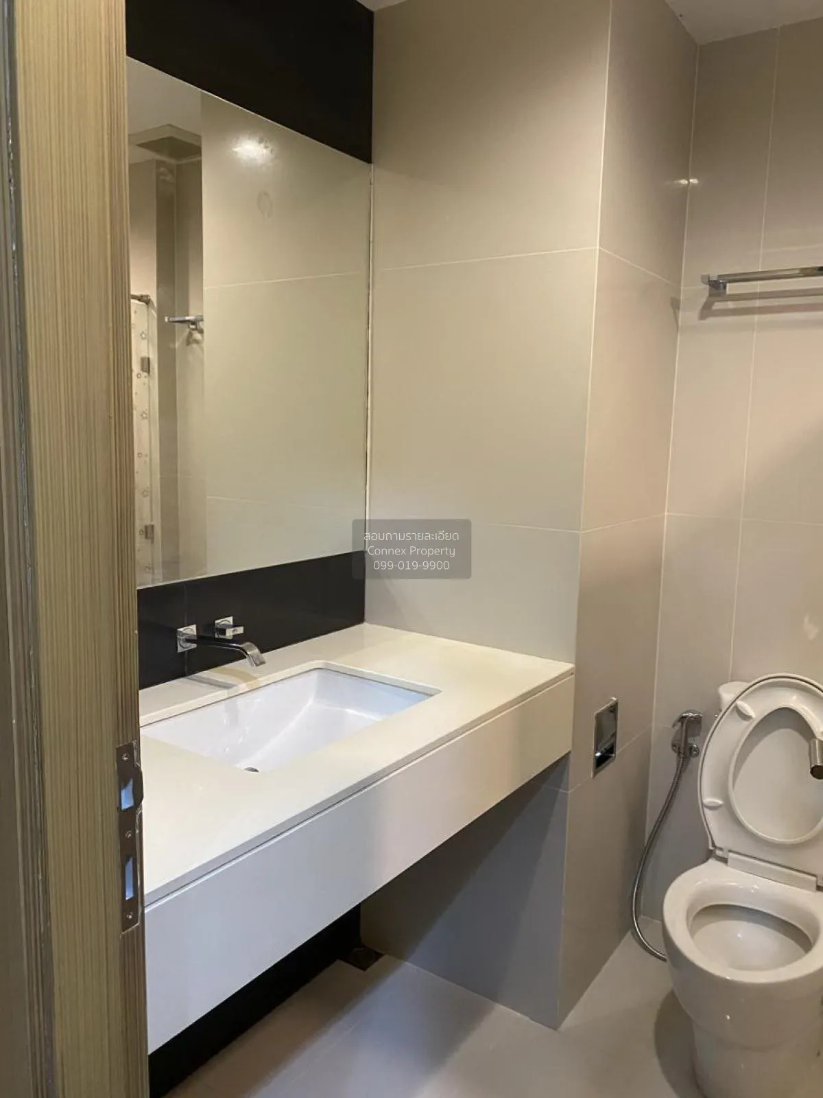 For Rent Condo , Rhythm Ratchada - Huai Khwang , MRT-Huai Khwang 