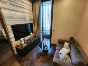 เช่าคอนโด  ดิ เอส สุขุมวิท 36 BTS-ทองหล่อ พระโขนง เขต คลองเตย กรุงเทพ CX-87451