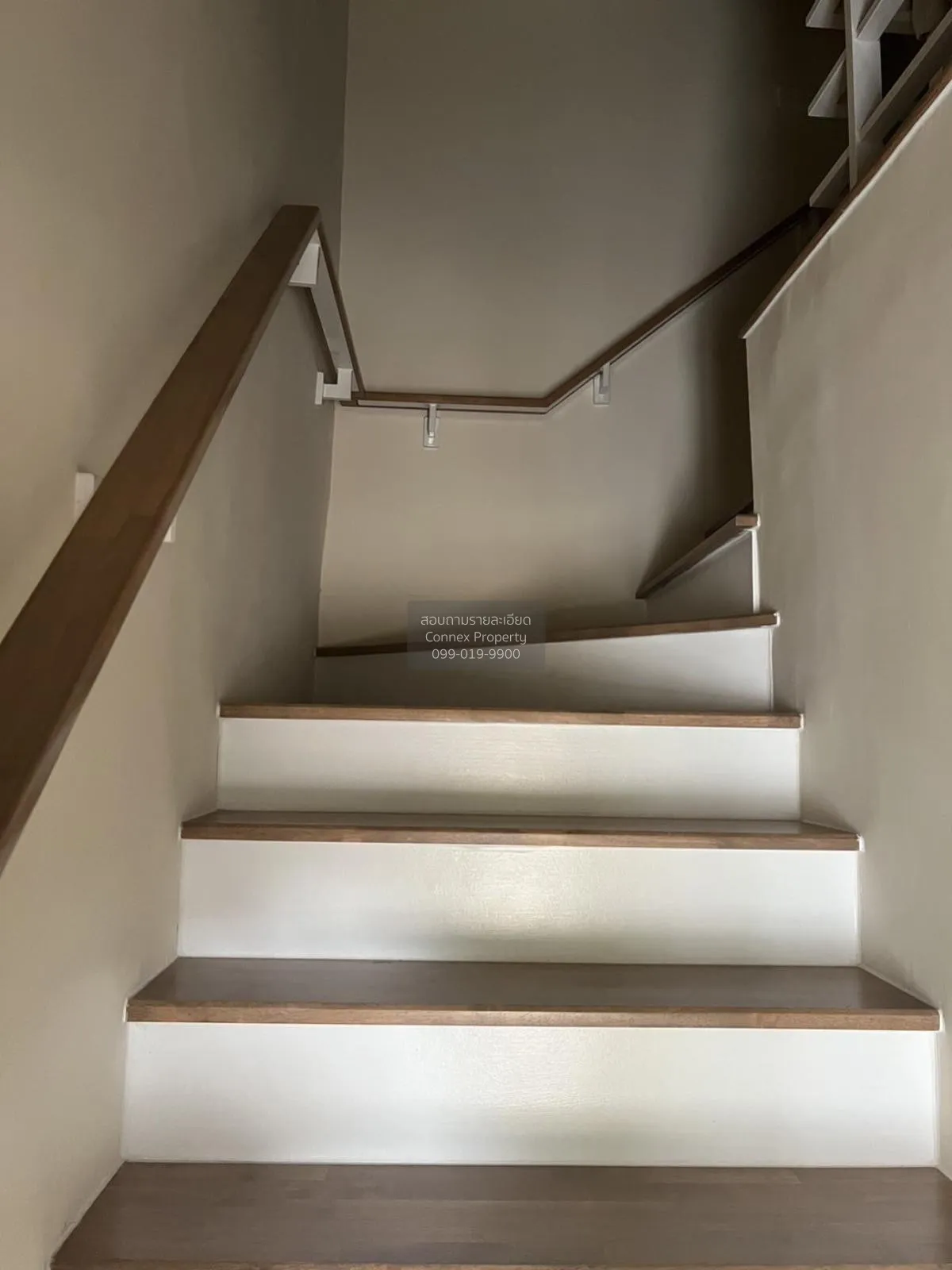 ขายทาวน์เฮ้าส์/ทาวน์โฮม  โกลเด้นทาวน์  รามอินทรา-วงแหวน บางชัน เข