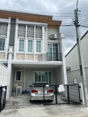 ขายทาวน์เฮ้าส์/ทาวน์โฮม  โกลเด้นทาวน์  รามอินทรา-วงแหวน บางชัน เขต คลองสามวา กรุงเทพ CX-87461