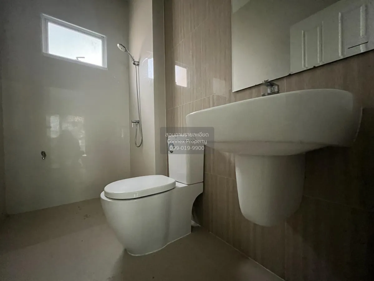 For Sale House , Villa Charmchuree Ramintra - Hathairat , Bang Ch