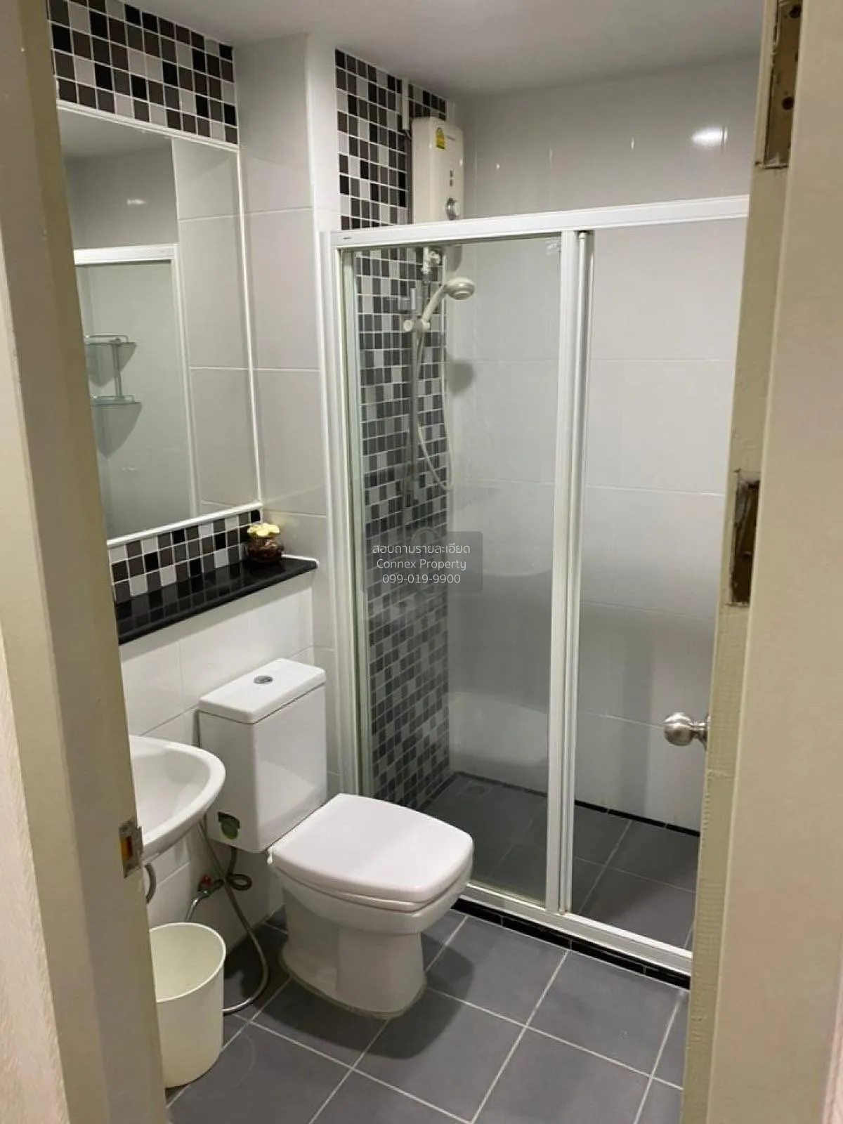 For Rent Condo , Regent Home 14 Sukhumvit 93 , Bang Chak , Phra K