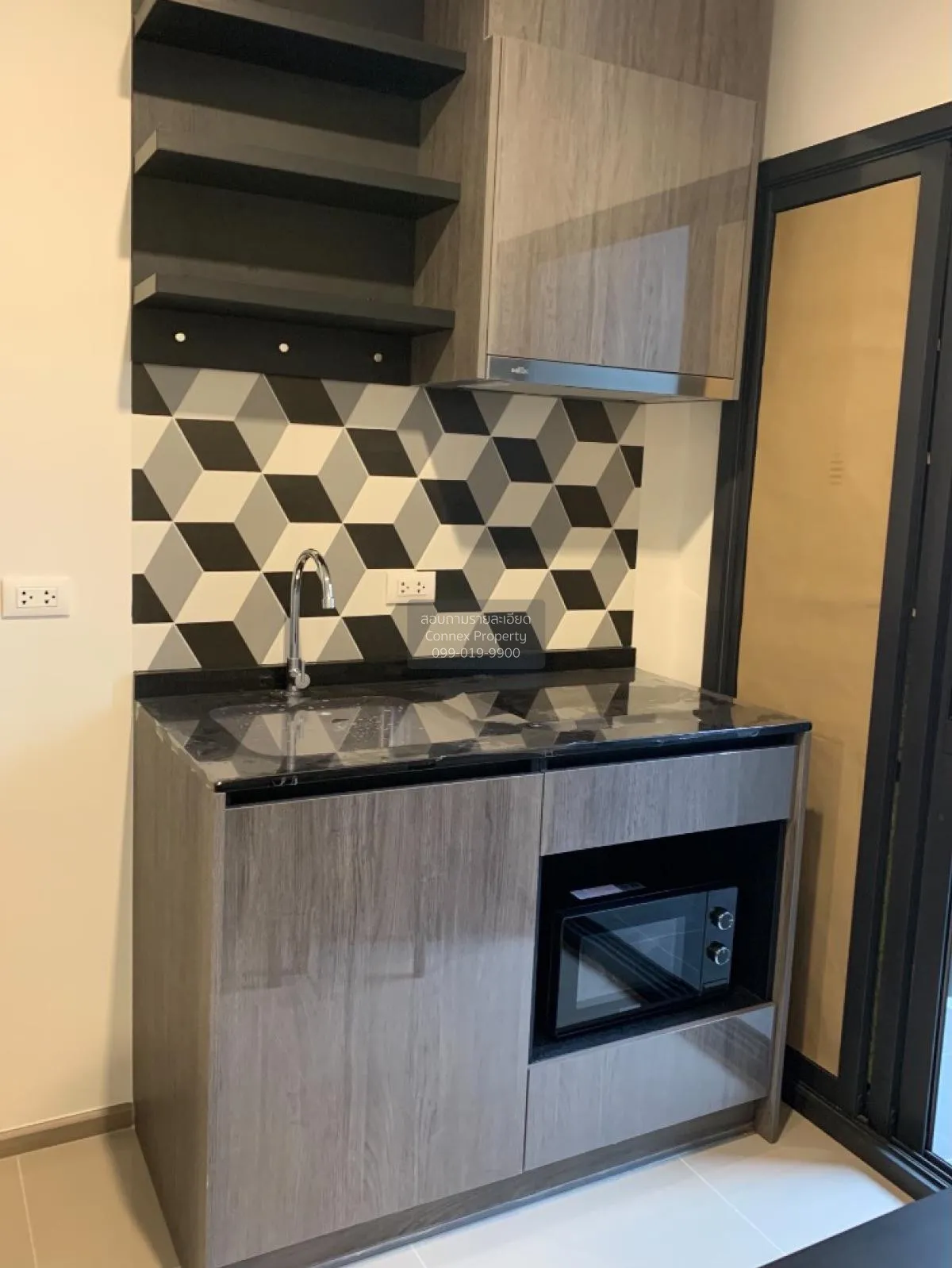 เช่าคอนโด  เดอะ เบส เพชรบุรี - ทองหล่อ MRT-เพชรบุรี บางกะปิ เขต ห