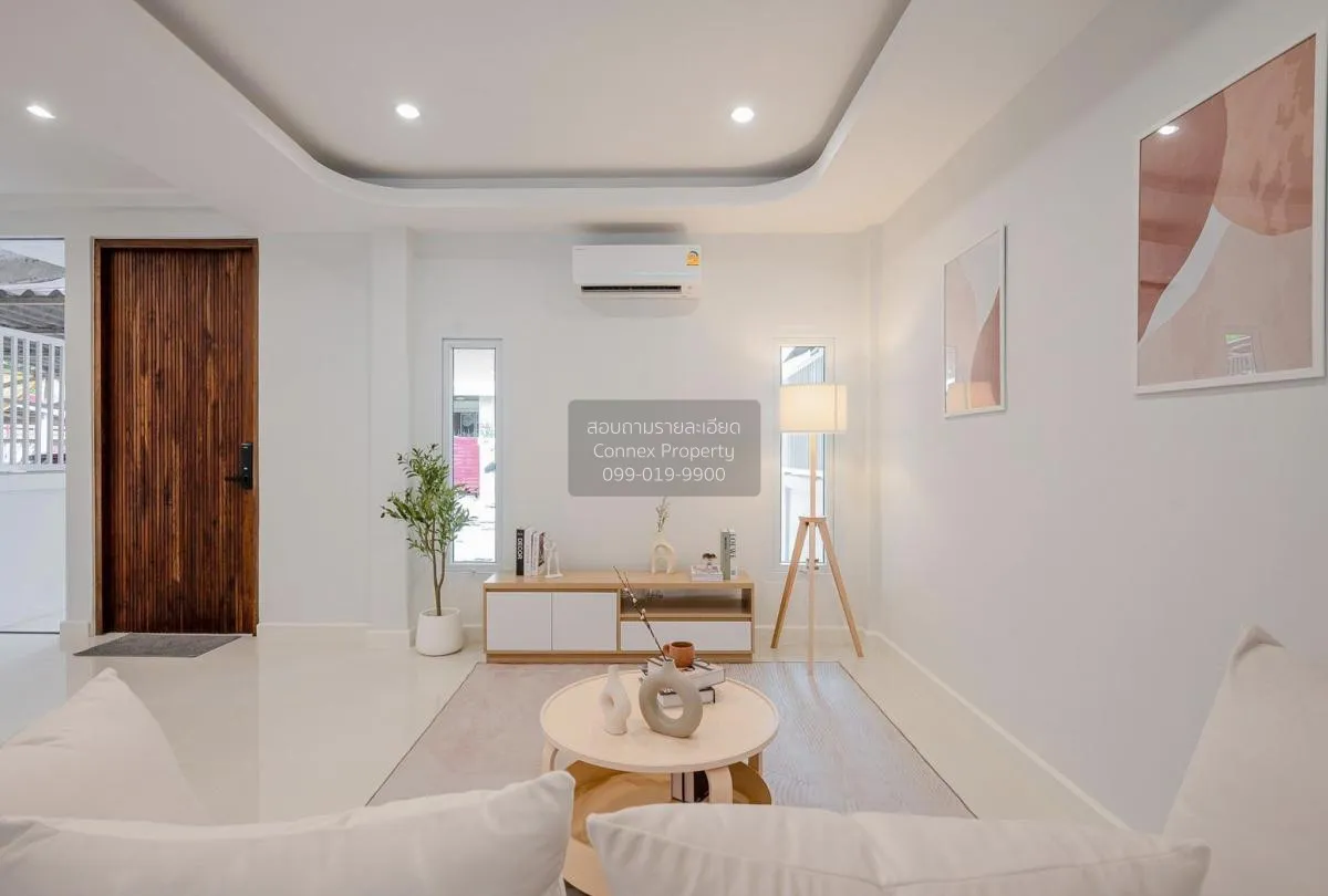 For Sale 2-storey townhome renovated Pridi 21 , wide frontage , n