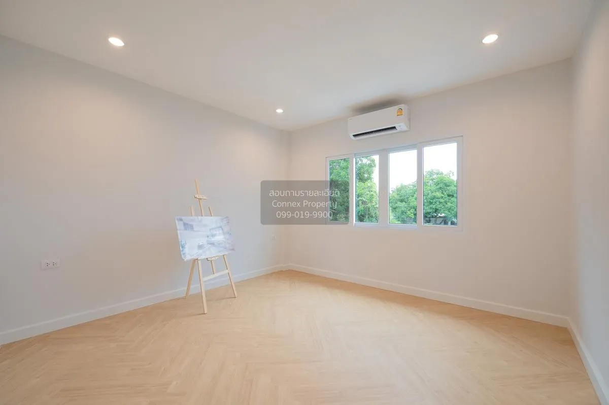 For Sale 2-storey townhome renovated Pridi 21 , wide frontage , n