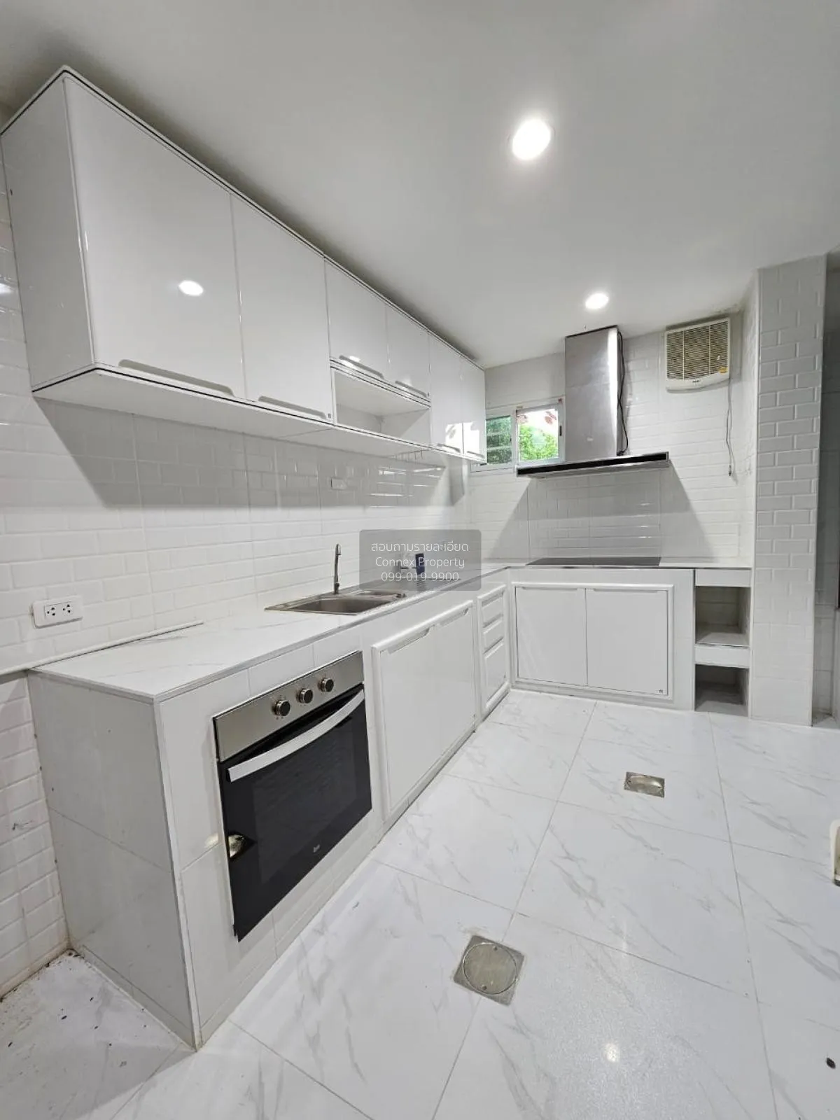 ขายทาวน์เฮ้าส์/ทาวน์โฮม  บริทาเนีย เมกะทาวน์ บางนา บางแก้ว บางพลี 3