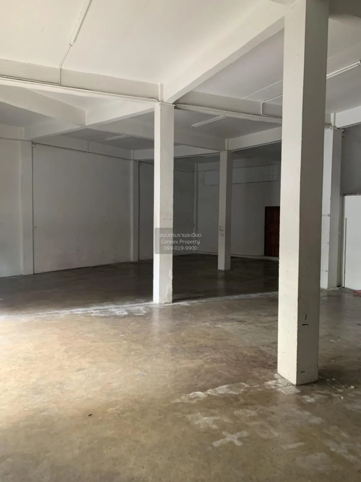 For Rent Commercial building near Yaowarat Wongwian 22, 3 units f 2