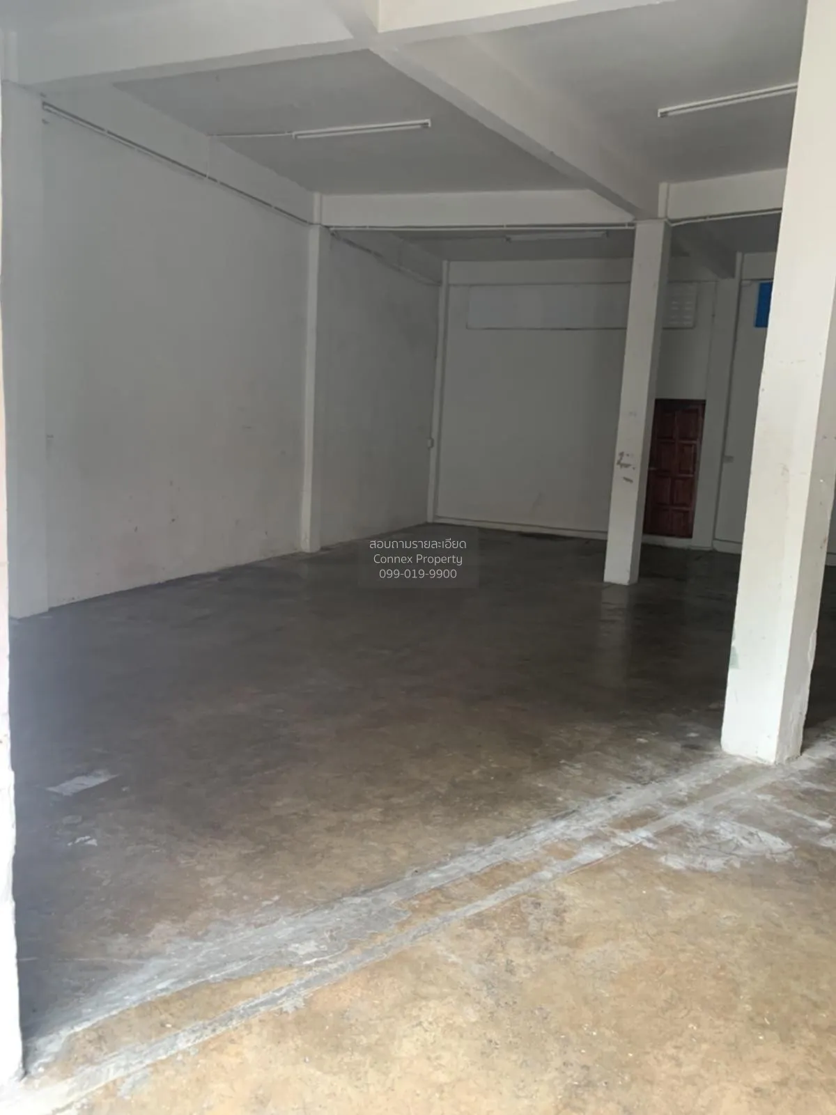 For Rent Commercial building near Yaowarat Wongwian 22, 3 units f 4