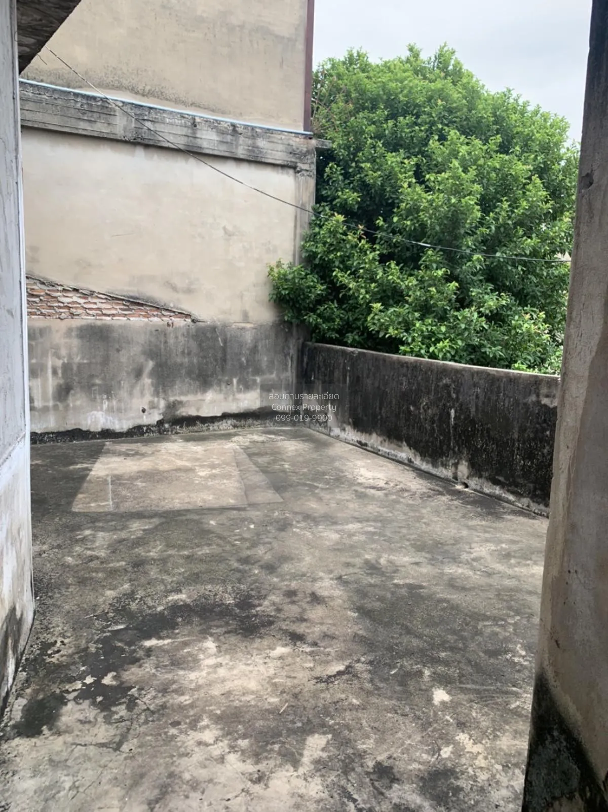 For Rent Commercial building near Yaowarat Wongwian 22, 3 units f