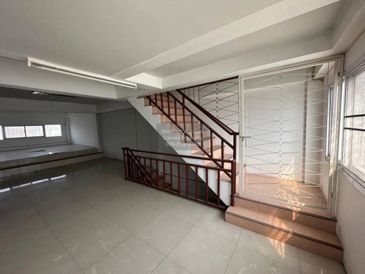 For Sale Commercial building, Phra Nakhon Si Ayutthaya , wide fro