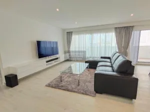 เช่าคอนโด  สีลม คอนโดมิเนียม BTS-ศาลาแดง สีลม เขต บางรัก กรุงเทพ CX-88343