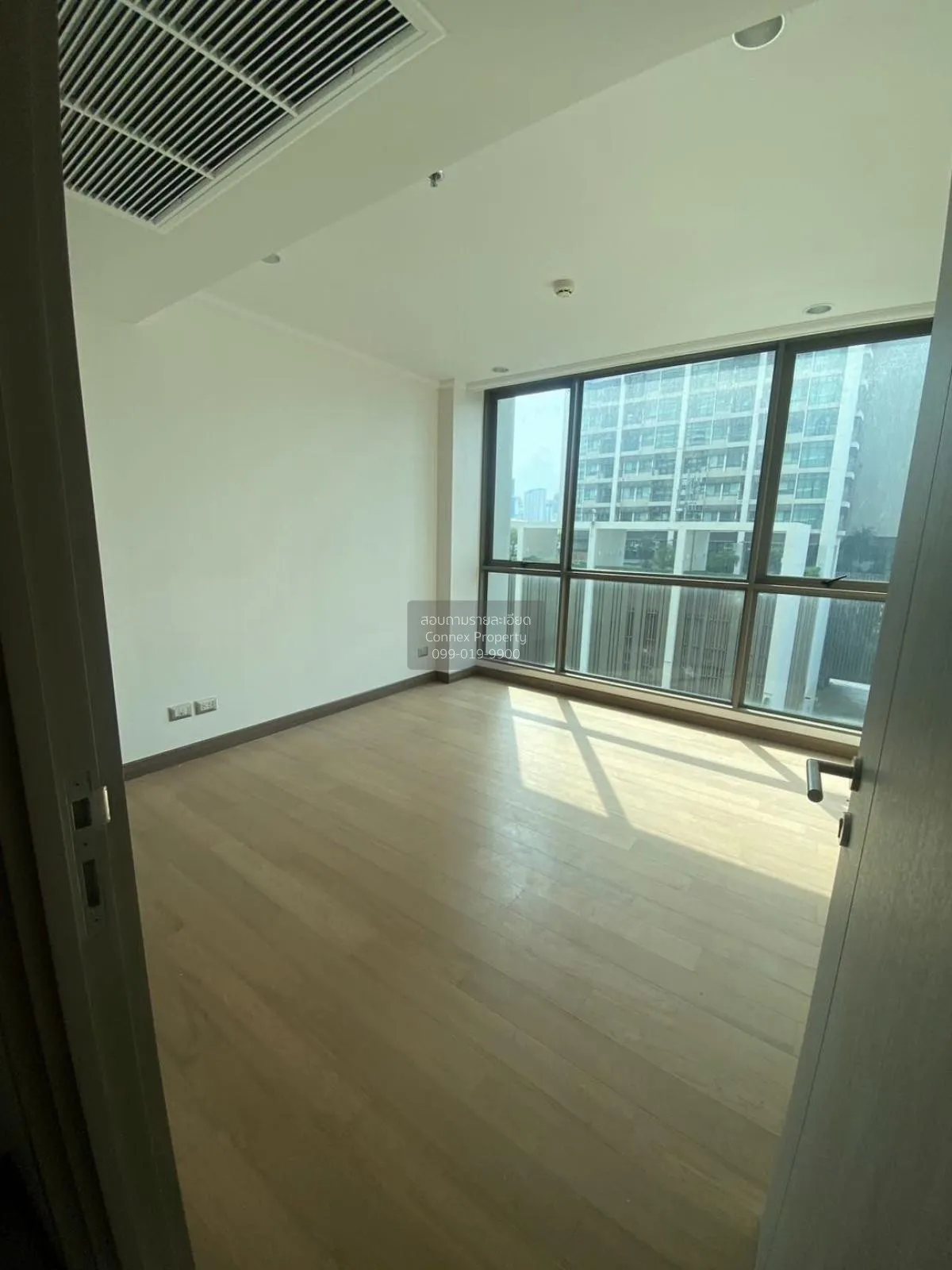 For Sale Condo , Supalai Oriental Sukhumvit 39 , MRT-Phetchaburi  2