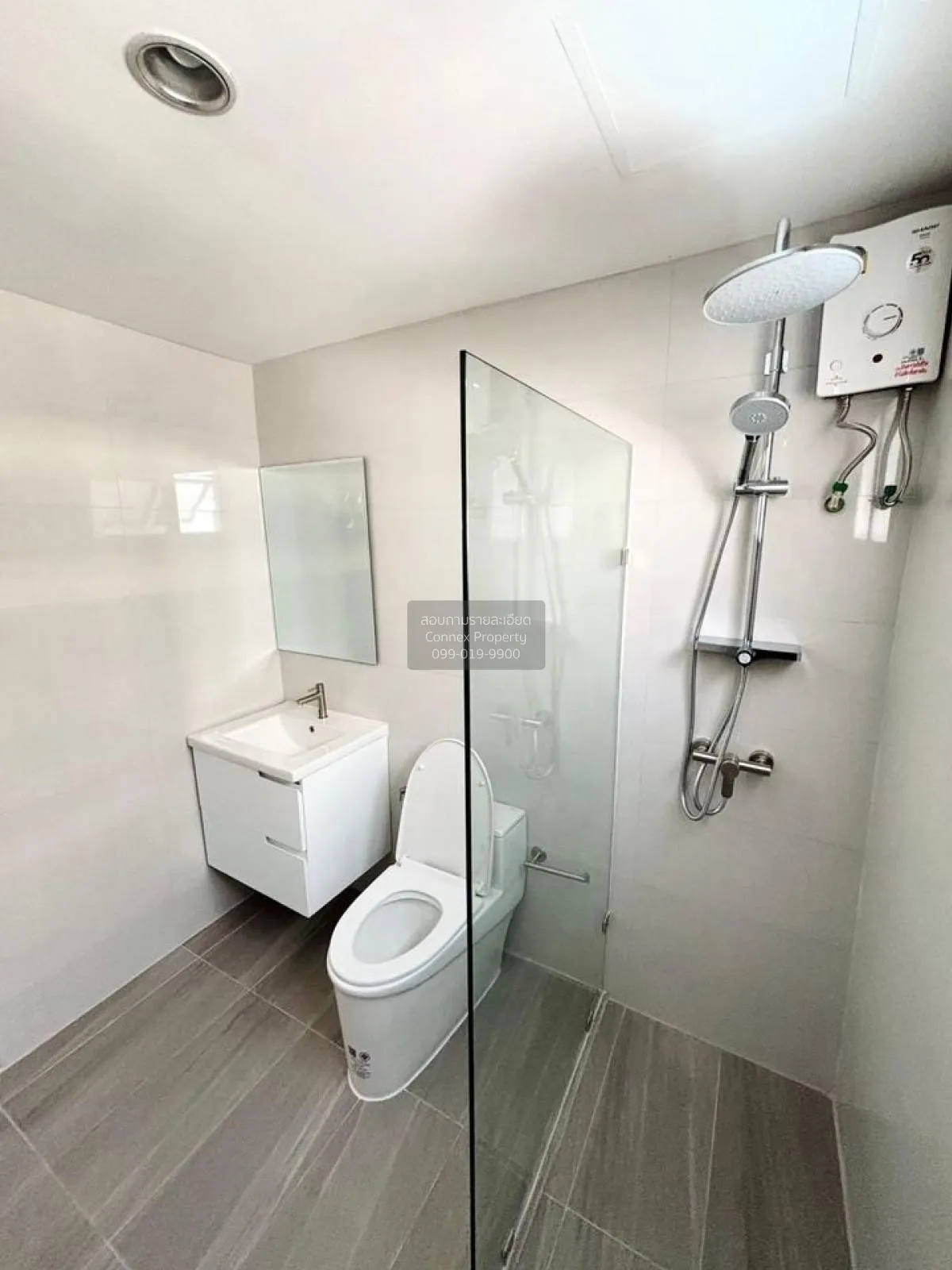 เช่าคอนโด  เดอะ วอเตอร์ฟอร์ด พระราม 4 BTS-พระโขนง คลองเตย เขต พระ