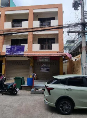 For Sale 3-storey commercial building in front of Bang Lamung Hospital Chonburi , Mueang Phata , Bang Lamung , Chon Buri , CX-88908