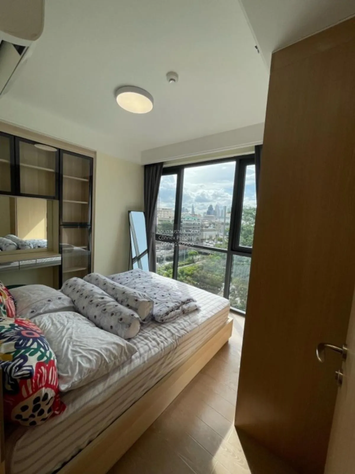 For Rent Condo , Regal Sathon - Naradhiwas , BTS-Chong Nonsi , Th 4
