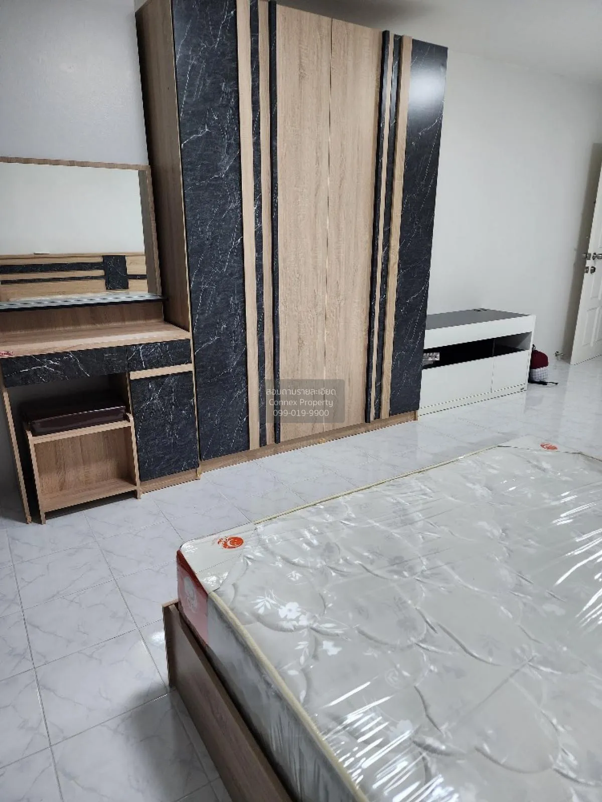 ขายคอนโด  รอยัลทาวเวอร์ 3 สามเสนใน เขต พญาไท กรุงเทพ CX-89388