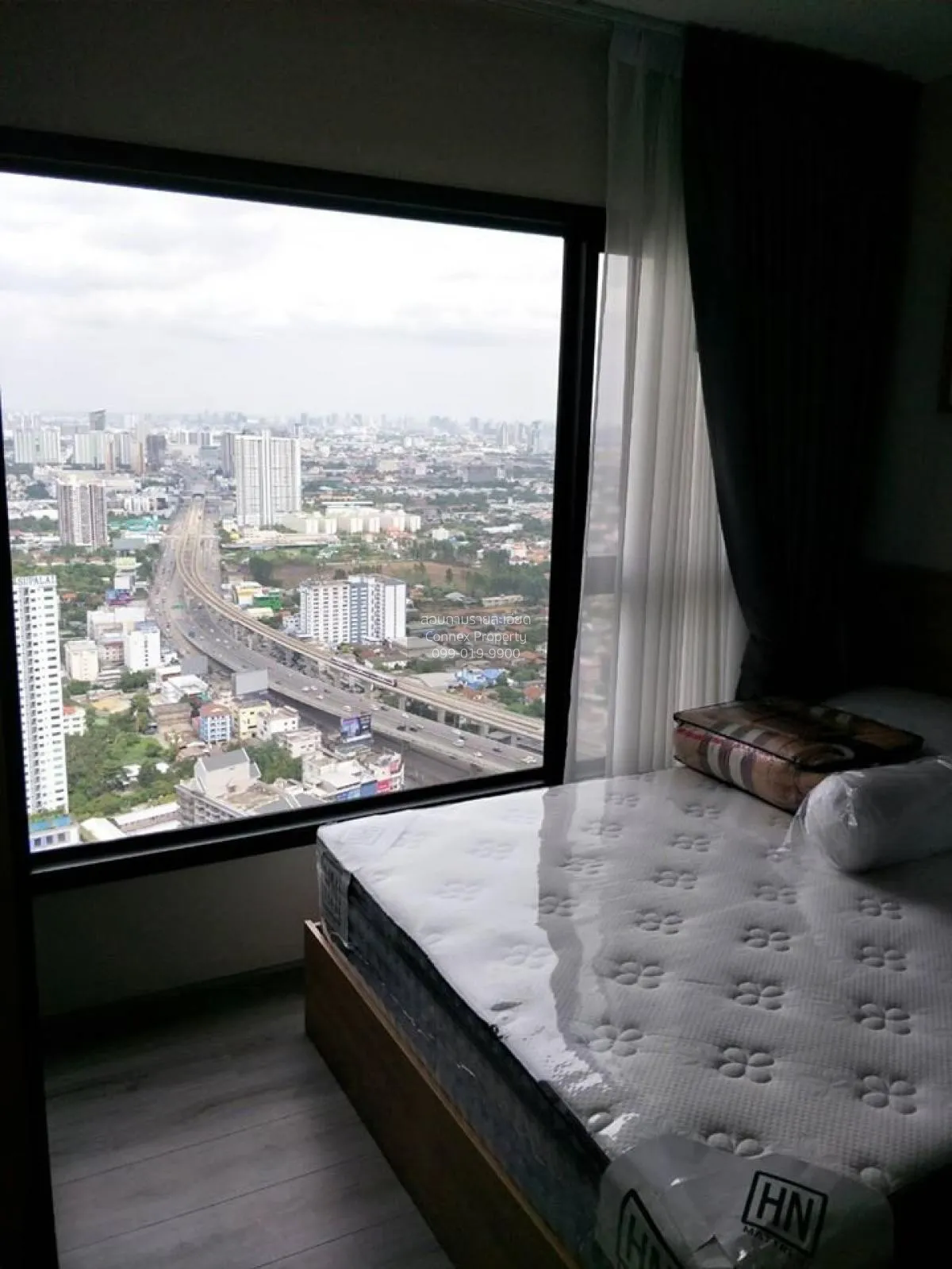 เช่าคอนโด  เดอะ โพลิแทน รีฟ MRT-สะพานพระนั่งเกล้า บางกระสอ เมืองน