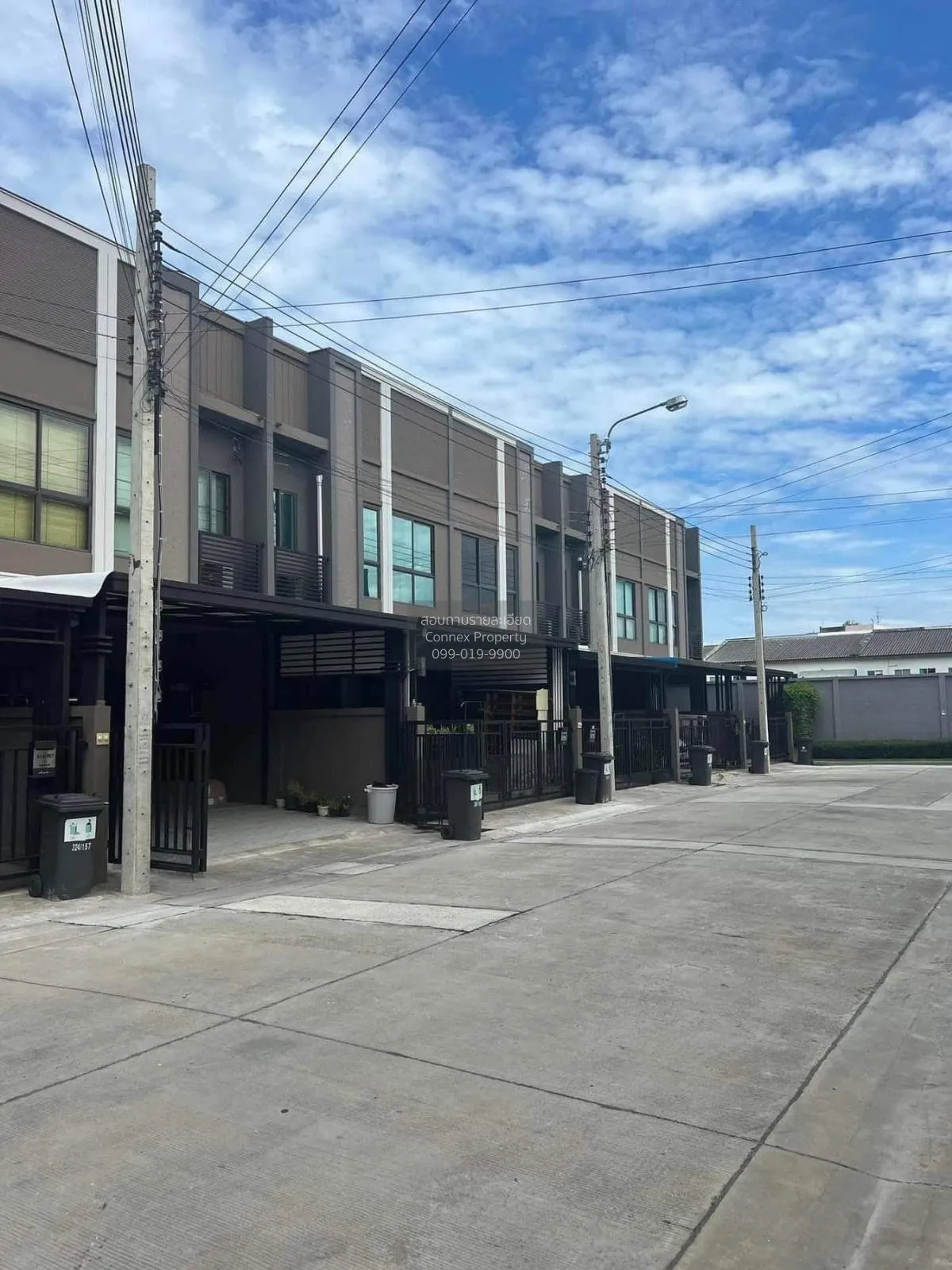 ขายทาวน์เฮ้าส์/ทาวน์โฮม  เวิร์ฟ เพชรเกษม 81 MRT-หลักสอง หนองค้างพ 2