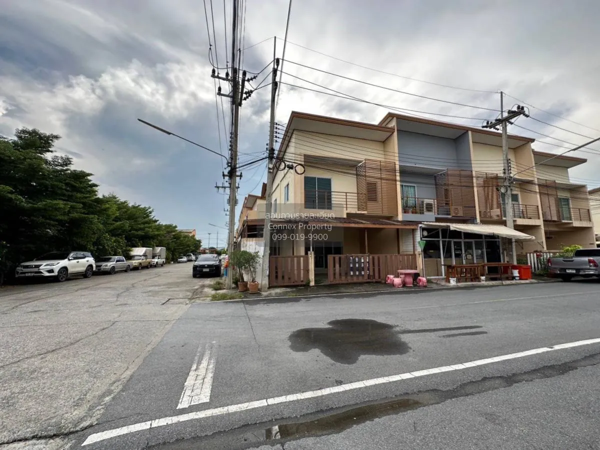 For Sale Townhouse/Townhome  , Pharungruang Premier-Yingruay Wang 3