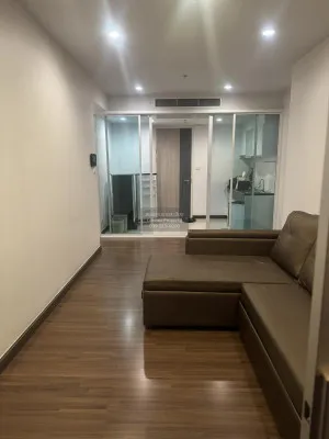 เช่าคอนโด  ศุภาลัย ไลท์ สาทร - เจริญราษฎร์ BTS-สุรศักดิ์ บางโคล่ เขต บางคอแหลม กรุงเทพ CX-90119