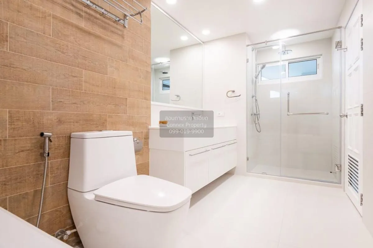 เช่าคอนโด  ฟิฟตี้ ฟิฟท์ ทาวเวอร์ ทองหล่อ BTS-ทองหล่อ คลองเตยเหนือ