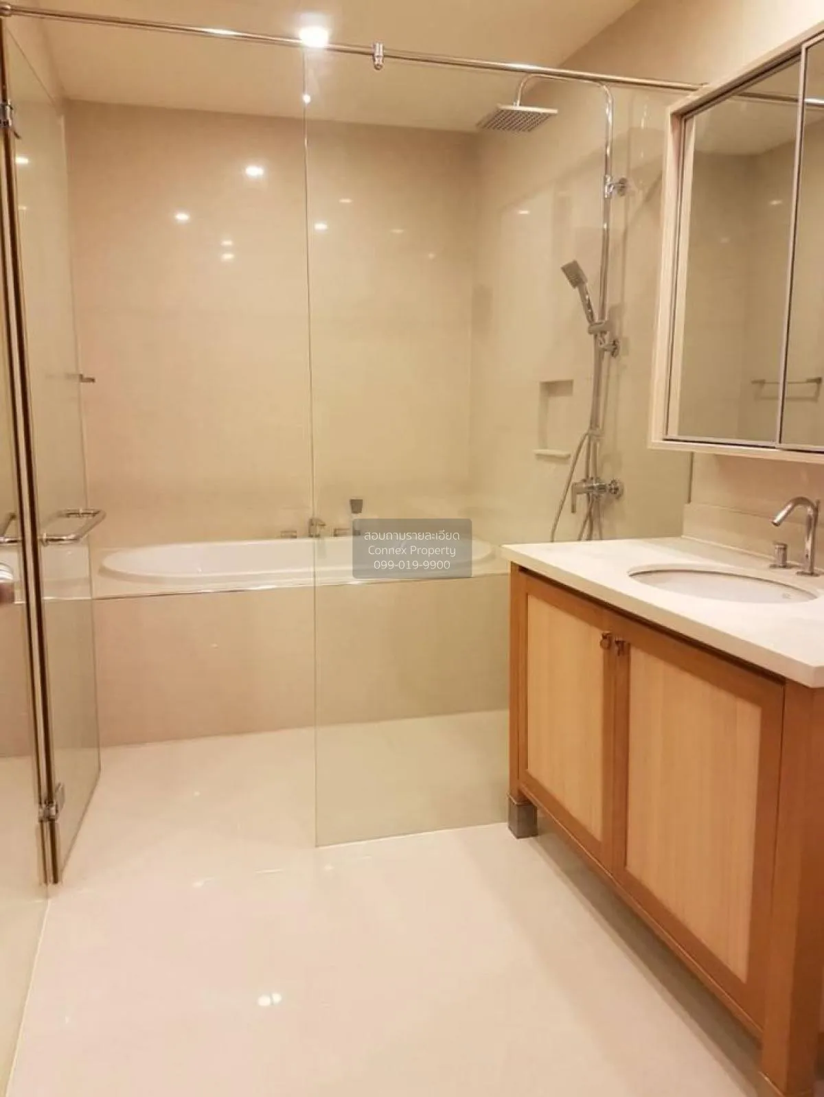 เช่าคอนโด  ดิ เอ็มโพริโอ เพลส ดูเพล็กซ์ BTS-พร้อมพงษ์ คลองเตย เขต