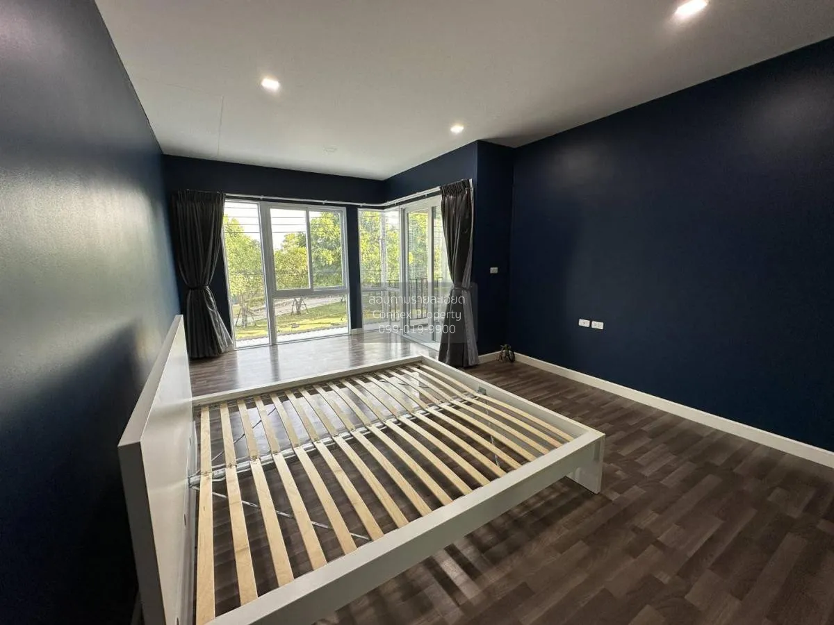 For Rent Townhouse/Townhome  , Bless Town Srinakarin - Namdang , 