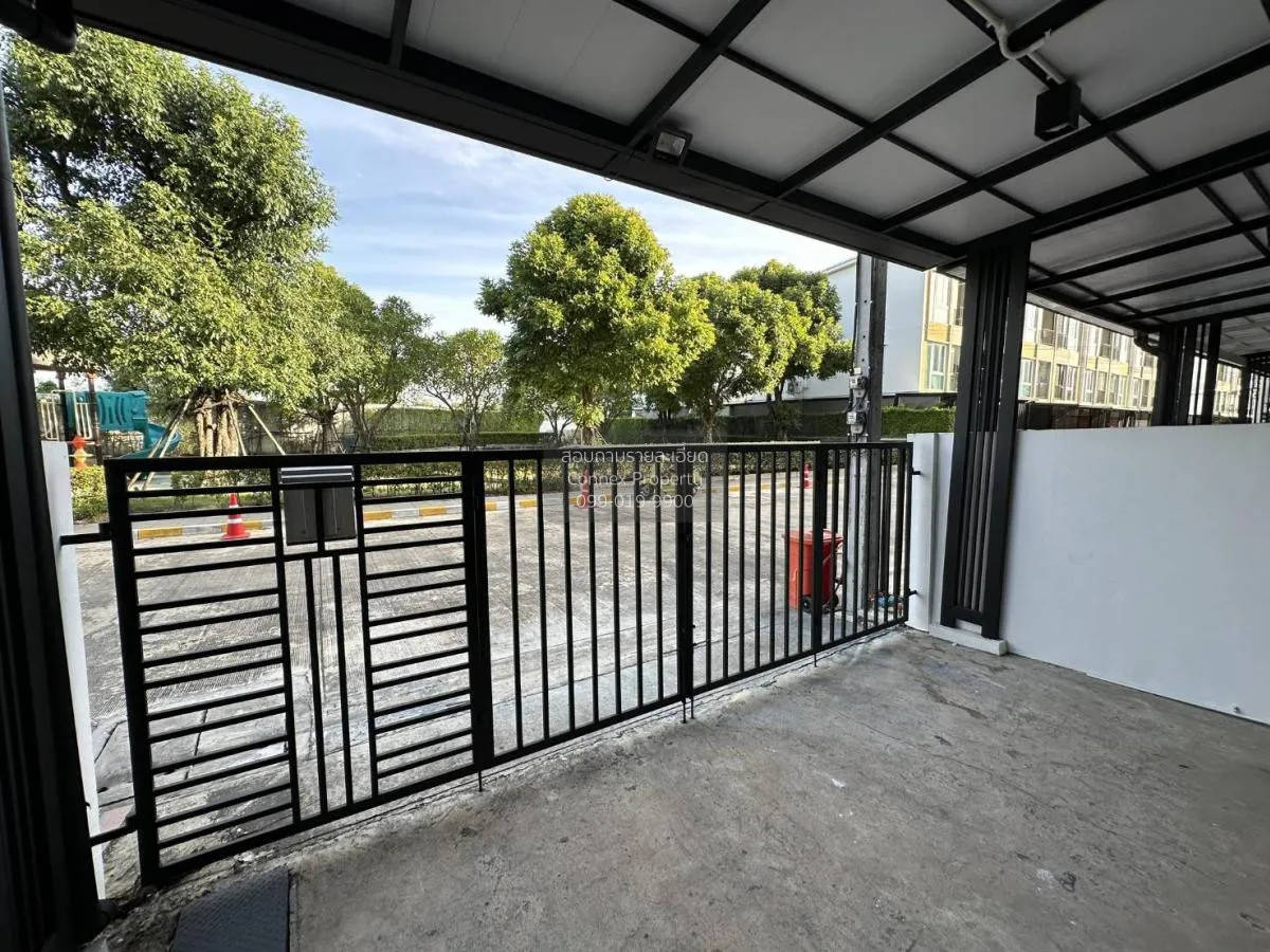 For Rent Townhouse/Townhome  , Bless Town Srinakarin - Namdang ,  3