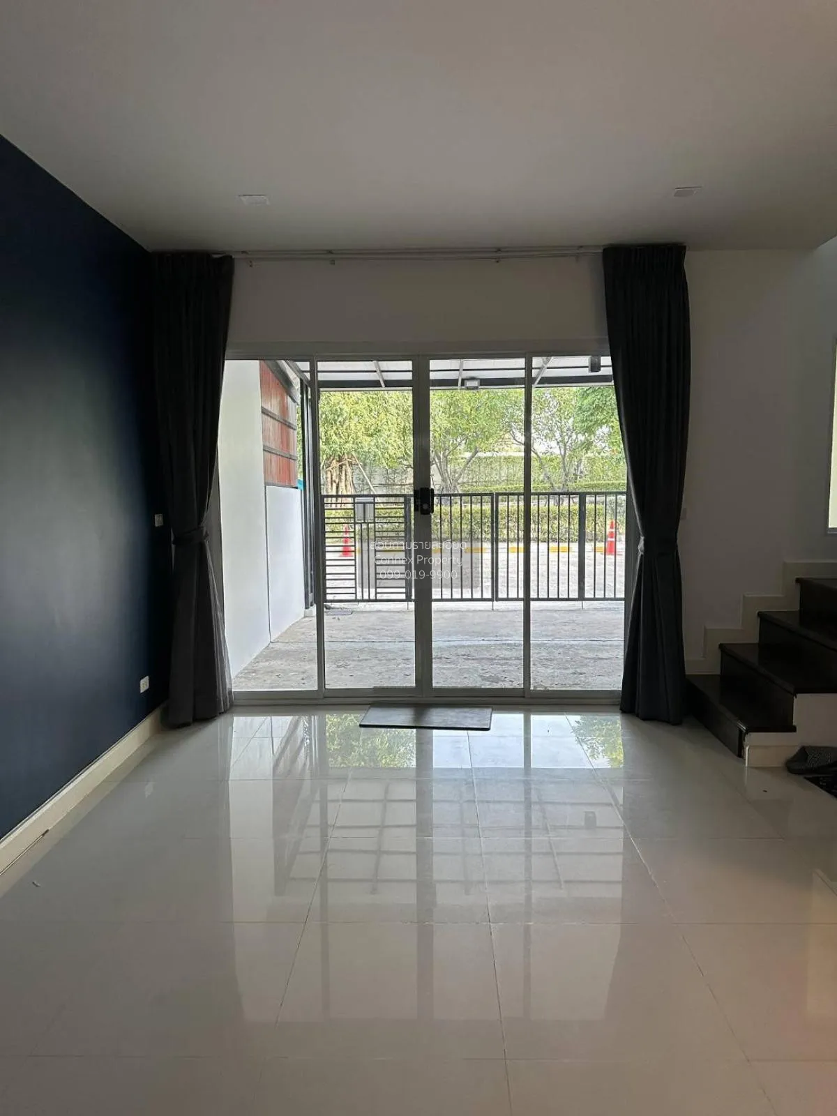 For Rent Townhouse/Townhome  , Bless Town Srinakarin - Namdang ,  4