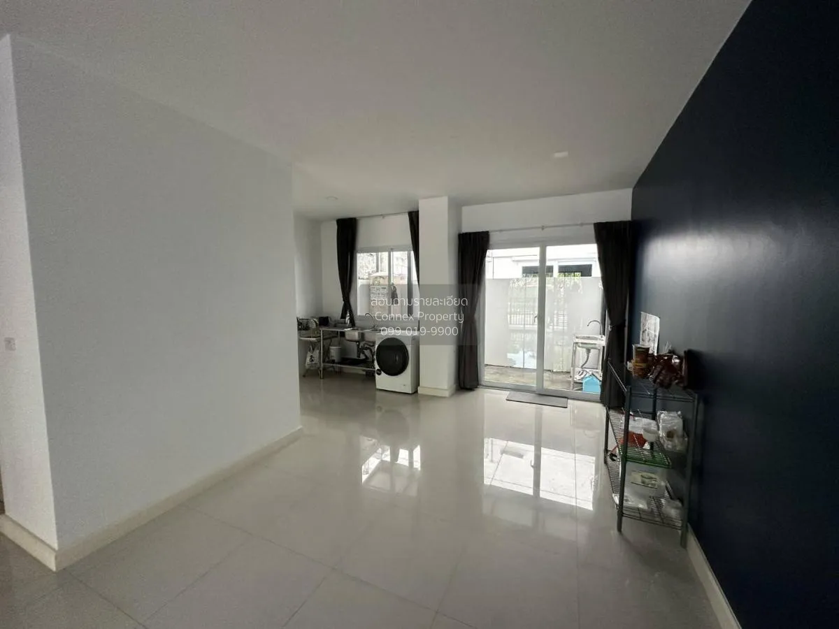 For Rent Townhouse/Townhome  , Bless Town Srinakarin - Namdang , 