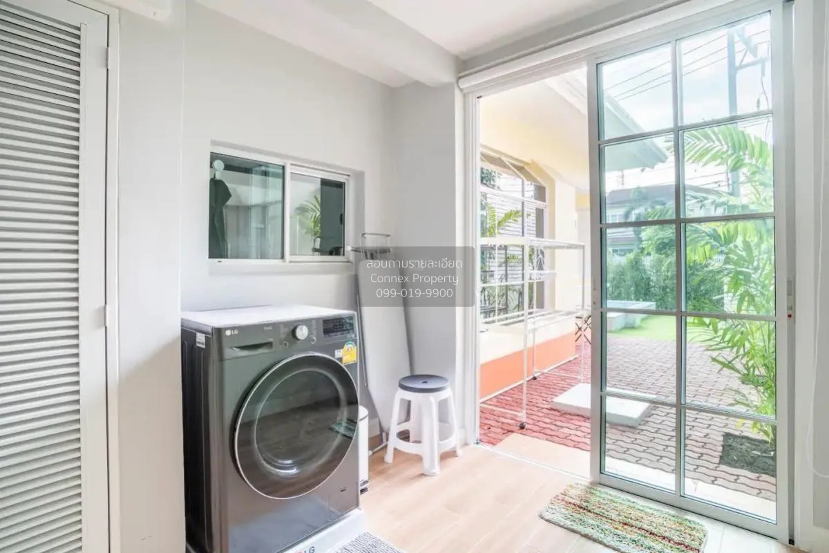 For Sale House , ChaiyaPruk Rangsit Klong 4 , corner unit , newly