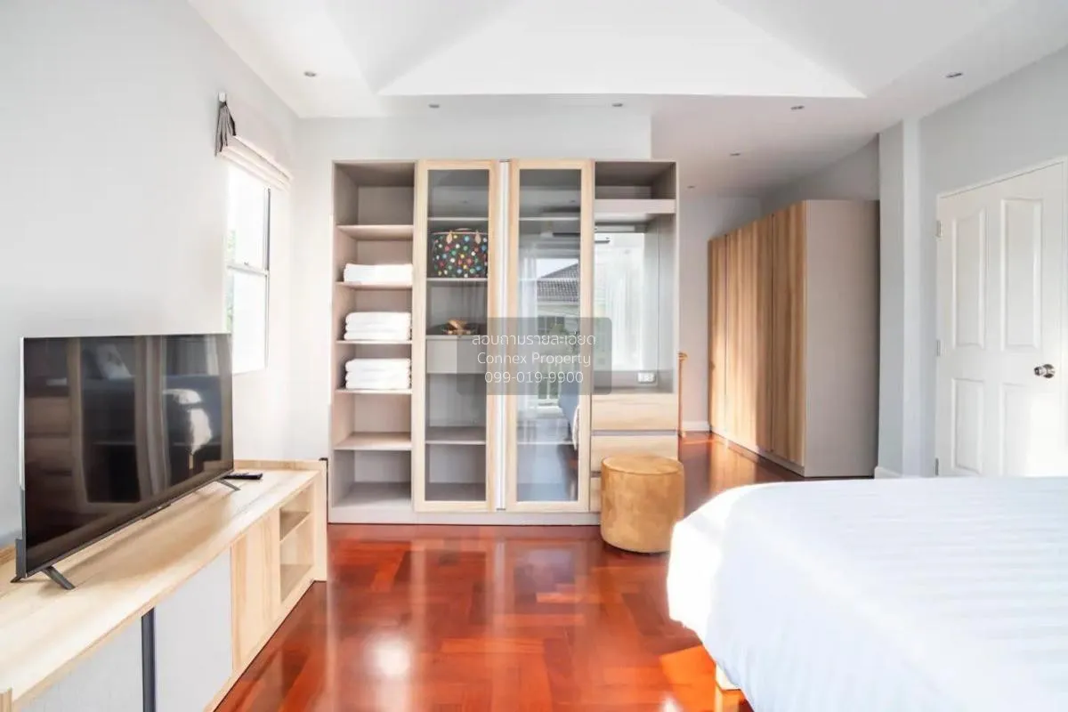 For Sale House , ChaiyaPruk Rangsit Klong 4 , corner unit , newly