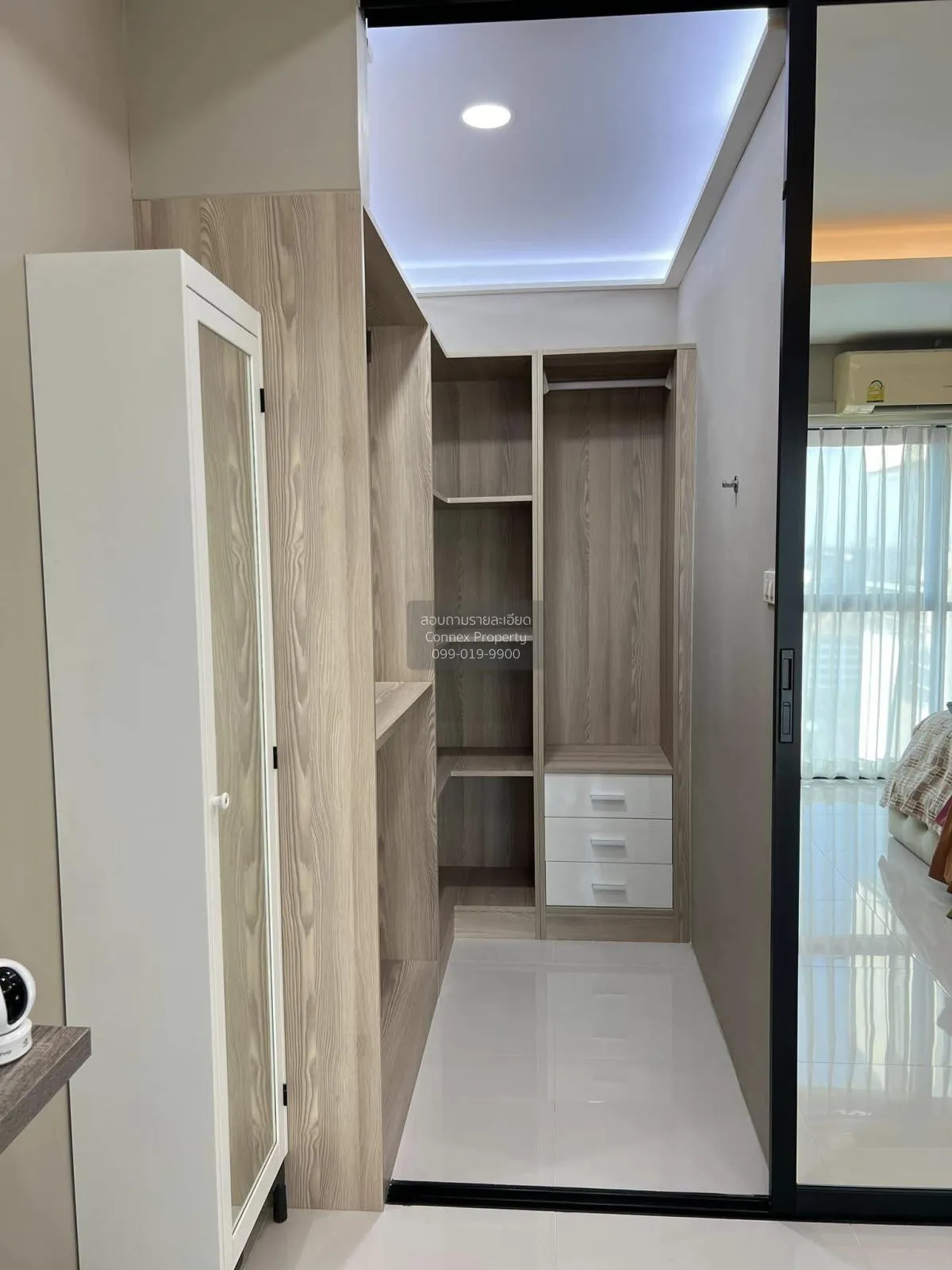 ขายคอนโด  สาธร การ์เด้นส์ MRT-ลุมพินี ทุ่งมหาเมฆ เขต สาทร กรุงเทพ