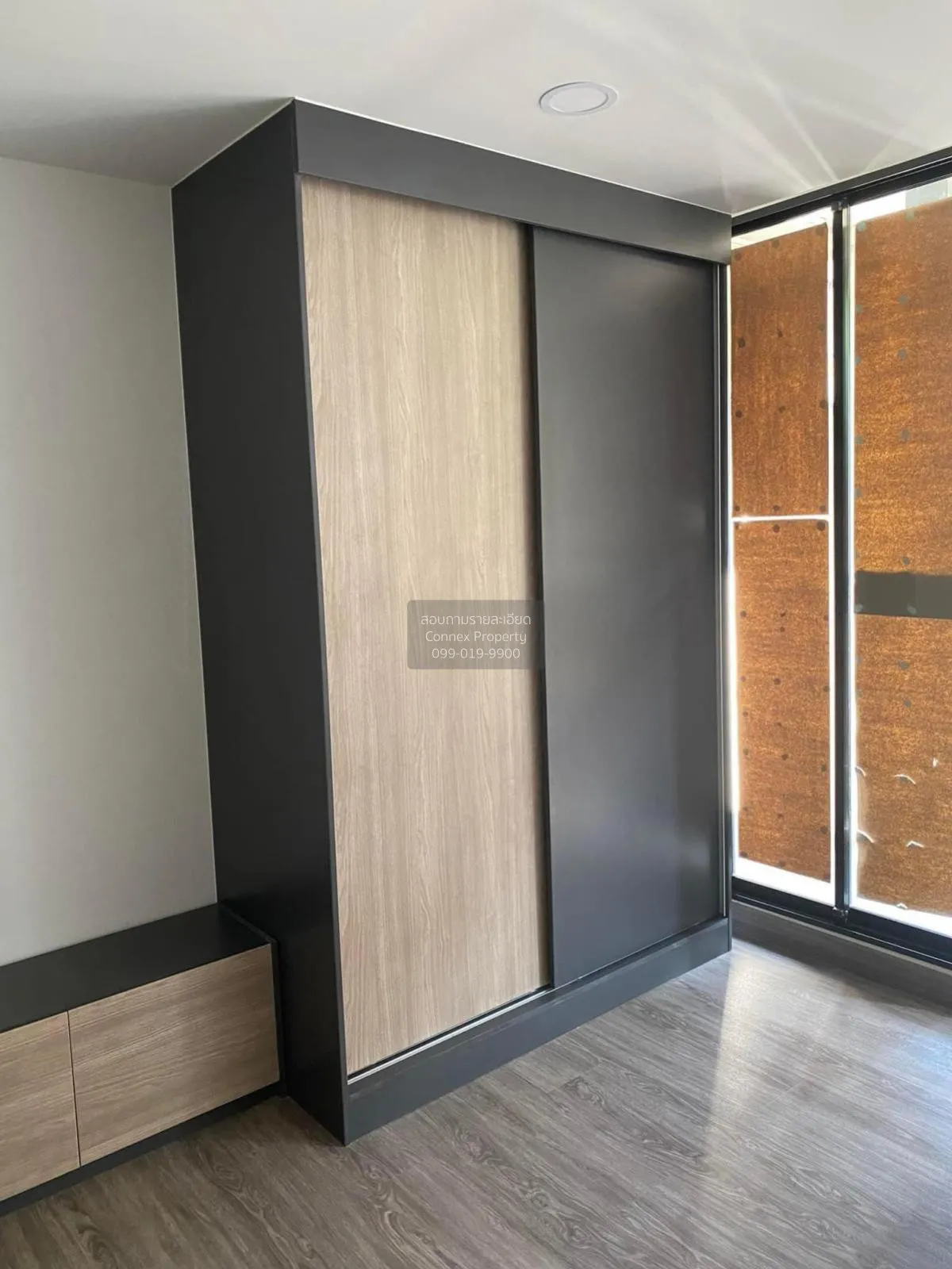 ขายคอนโด  เฟล็กซี่ สาทร - เจริญนคร BTS-กรุงธนบุรี บางลำภูล่าง เขต 4