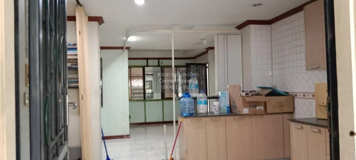 For Sale 2-storey townhouse , Ngamkhet-Asia Road , Uthai , Phra N