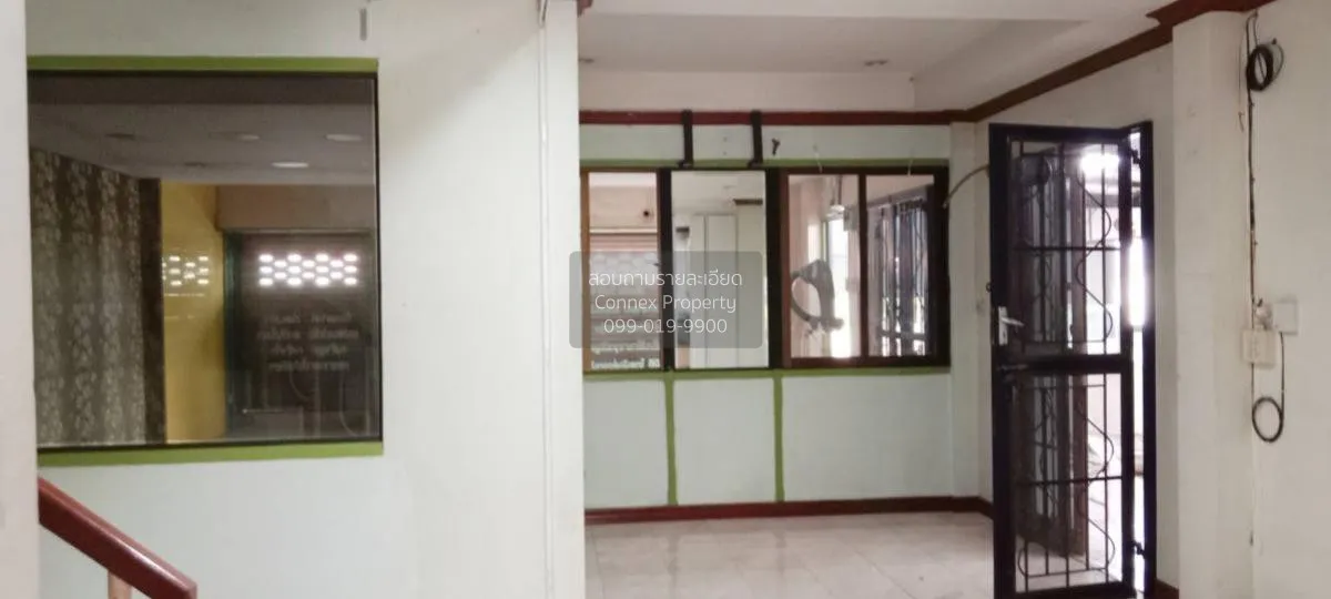 For Sale 2-storey townhouse , Ngamkhet-Asia Road , Uthai , Phra N
