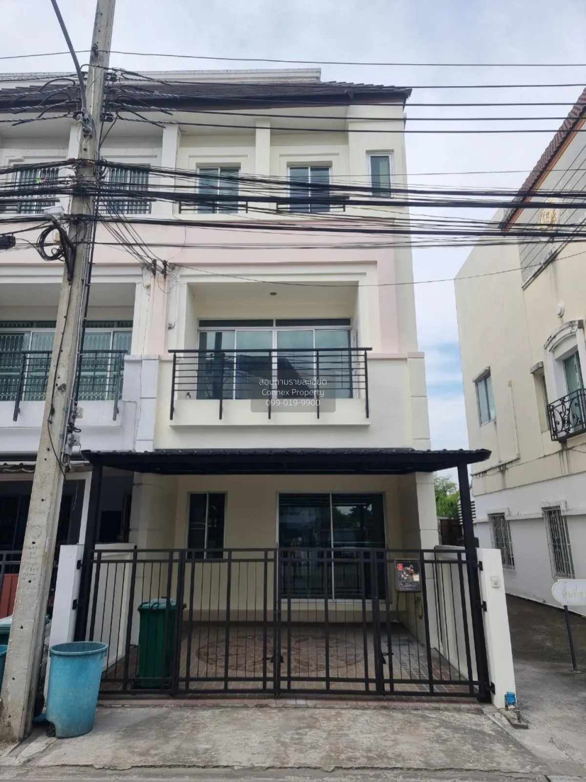 For Sale Townhouse/Townhome  , Baan Klang Muang Urbanion Kaset-Na 1